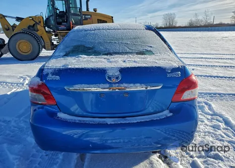 2010 Toyota Yaris z USA, uszkodzony, nr VIN JTDBT4K35A1354249